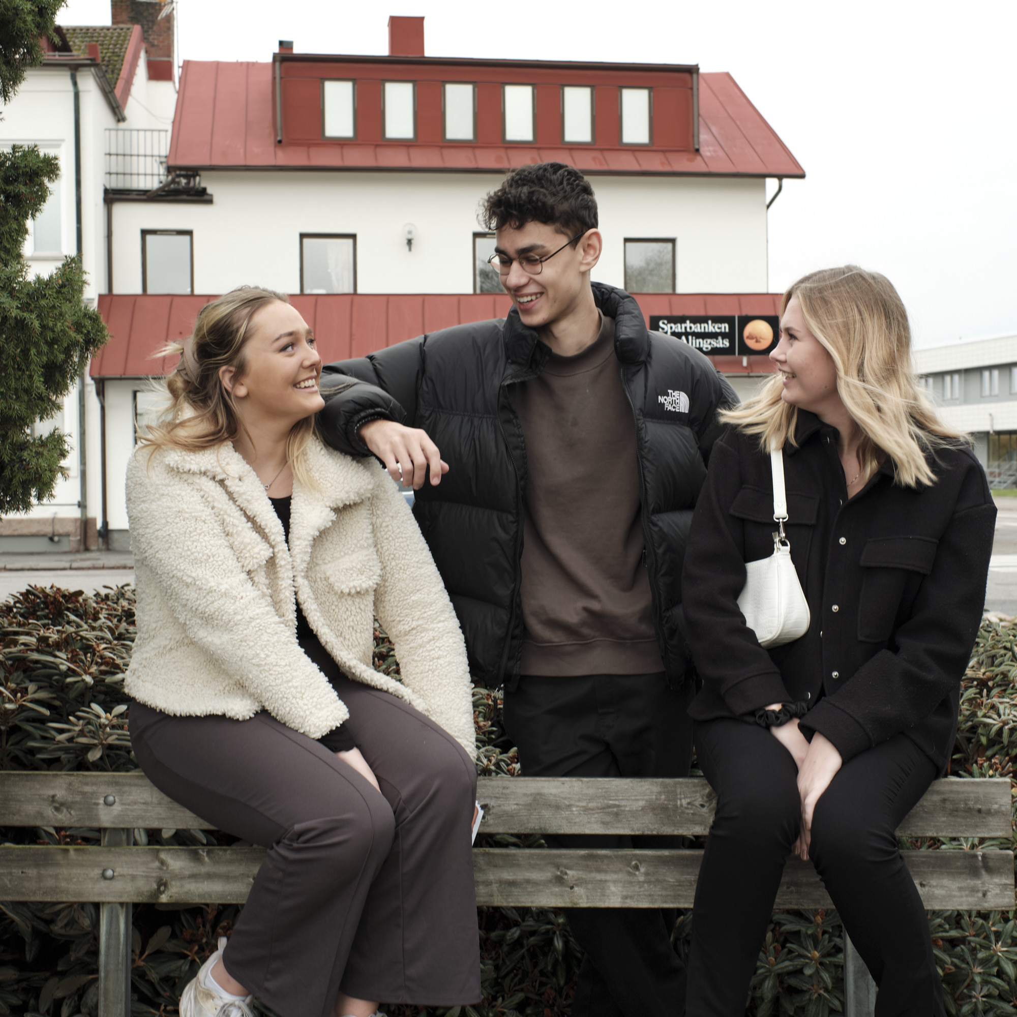 De tre medlemmarna i Retroholic UF